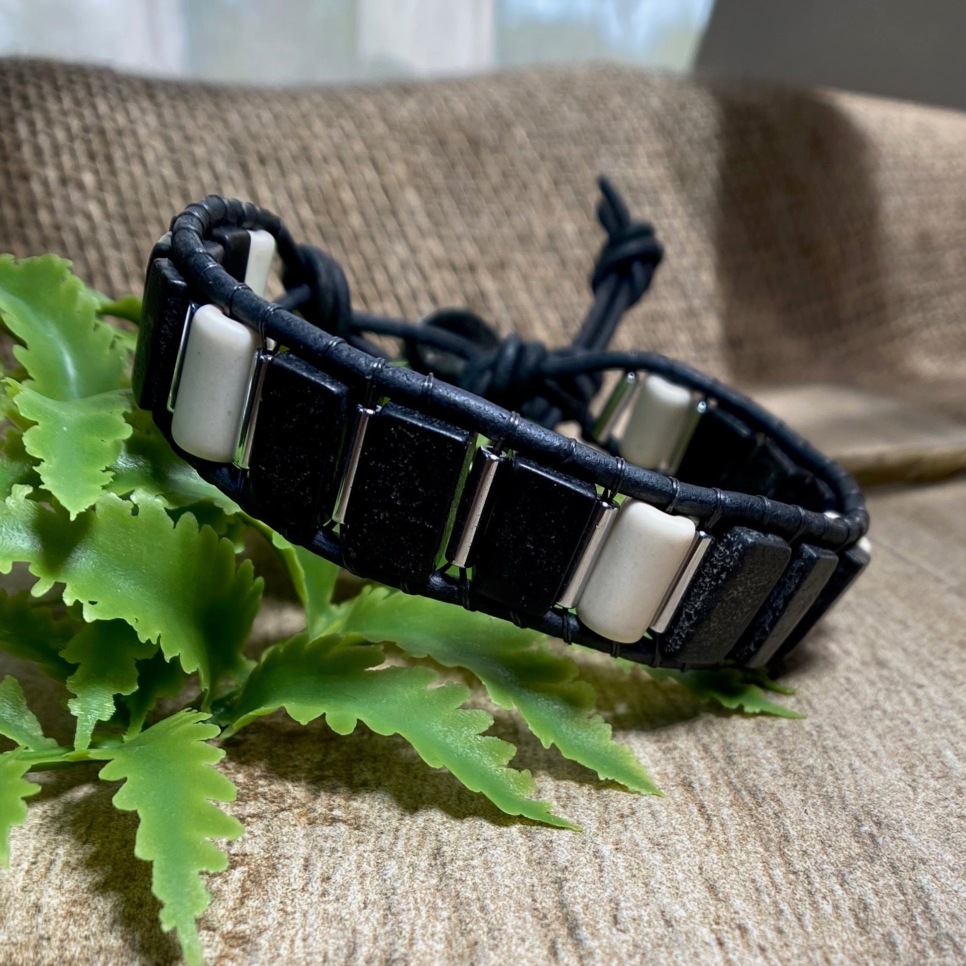 Mens black and white beaded bracelet