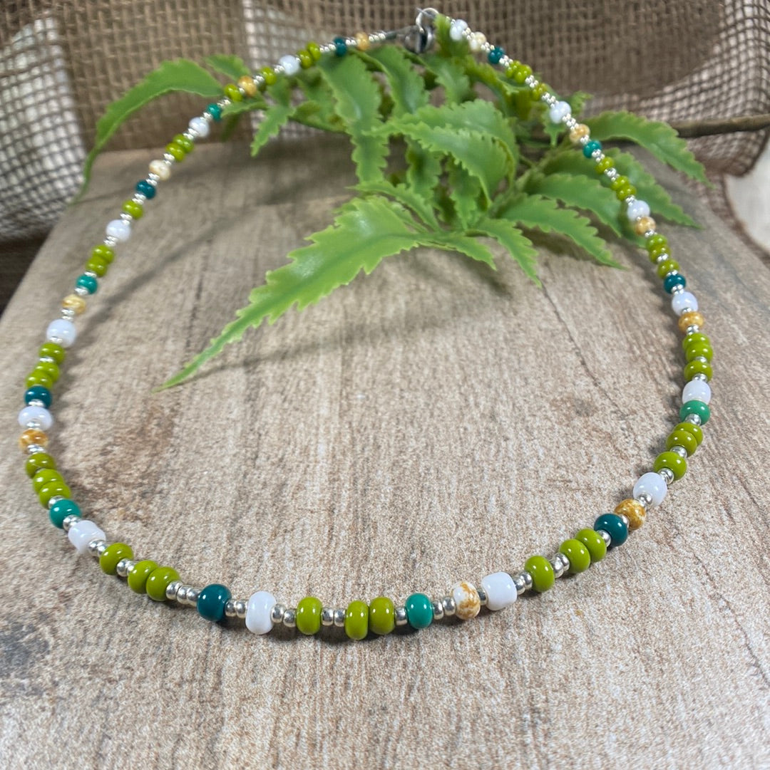 Green white and silver beaded choker necklace